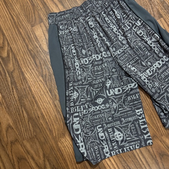 Vintage Tap Out * Men’s Shorts With Pockets & Drawstrings * Medium - Picture 7 of 10